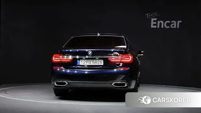 BMW 7 Series (G11) id 3076799 из Кореи 14