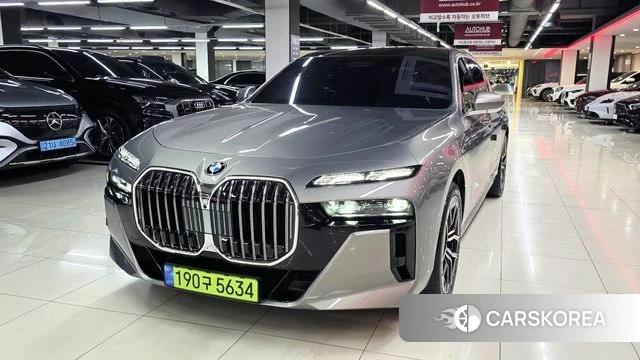 BMW 7 Series (G70) id 4499595 из Кореи 14