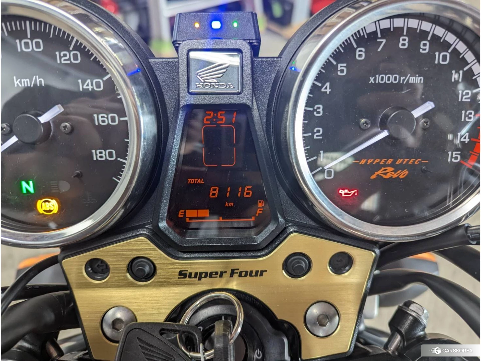 Проданный Honda CB400SF ABS 2023 из Японии, фото 5