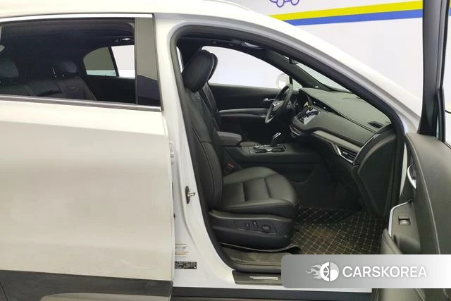 Cadillac XT4 id 3810424 из Китая 11