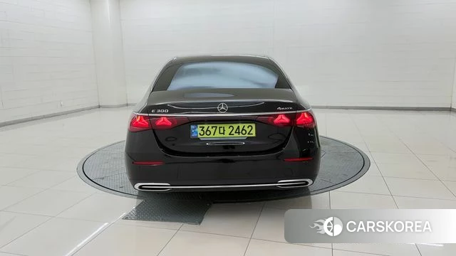 Mercedes-Benz E-Class W214 id 4400816 из Кореи 14