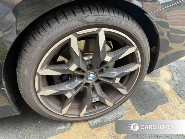 BMW 4 Series (G22) 2025 Черный из Кореи, фото 4
