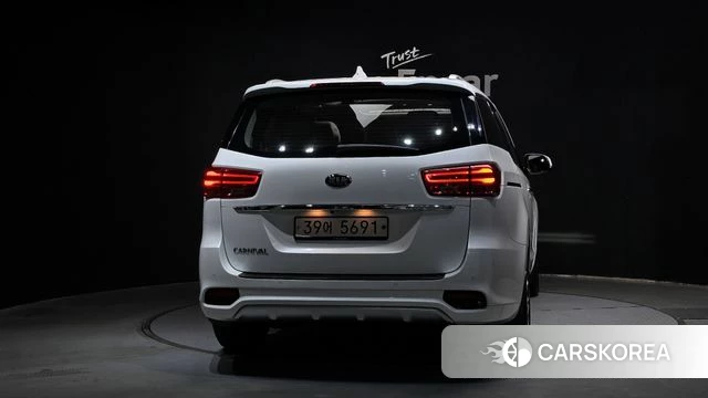 Kia The New Carnival id 4642883 из Кореи 24
