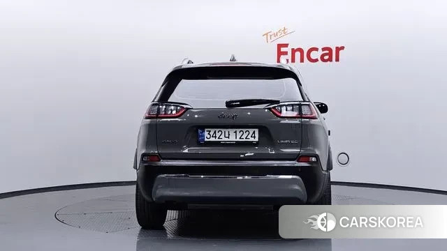 Jeep Cherokee (KL) id 3296117 из Кореи 14