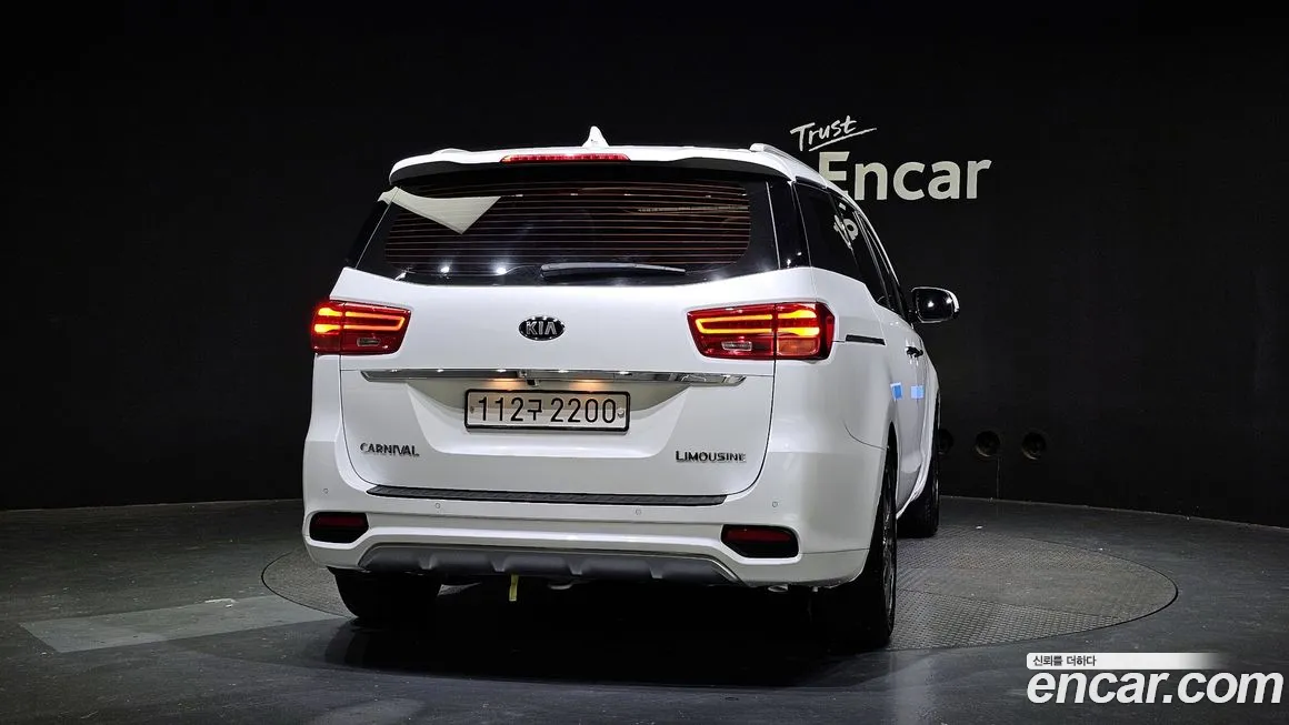 Kia The New Carnival id 2170956 из Кореи 14