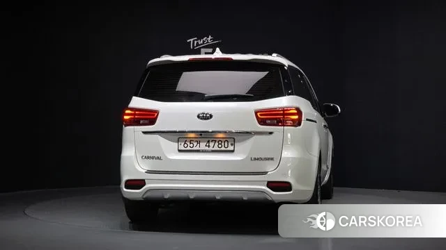 Kia The New Carnival id 3779162 из Кореи 14