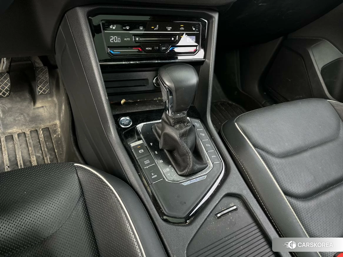 Volkswagen Tiguan L PHEV id 4513482 из Китая 10
