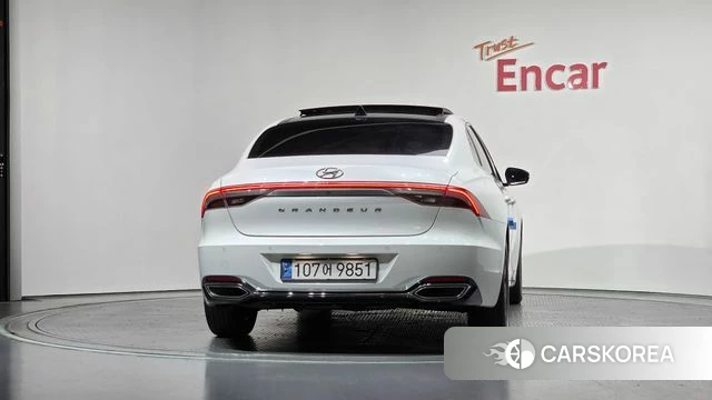 Hyundai The New Grandeur IG id 4416589 из Кореи 28