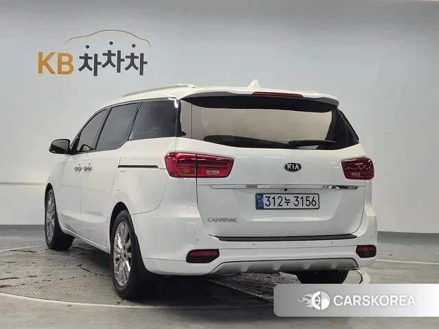 Kia The New Carnival id 3656414 из Кореи 13