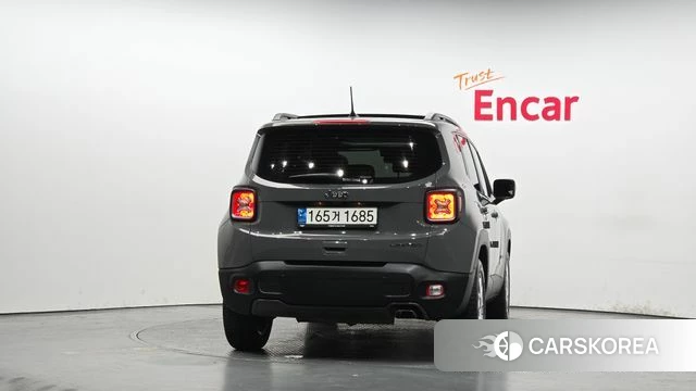 Jeep Renegade id 3833017 из Кореи 14