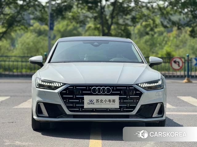 Audi A7L id 4207167 из Китая 10