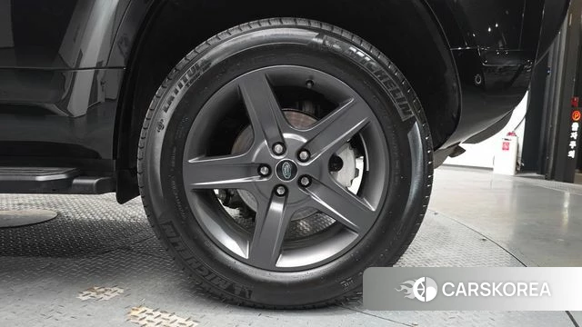 Land Rover Defender (L663) id 3786539 из Кореи 14