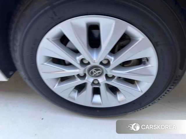Toyota Corolla id 4374518 из Китая 14