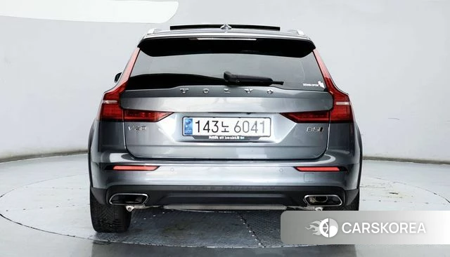 Volvo V60 Cross-Country 2nd Generation id 3916426 из Кореи 14