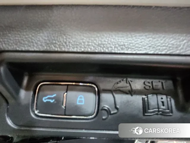 Ford Explorer 6th Generation id 3733220 из Кореи 11