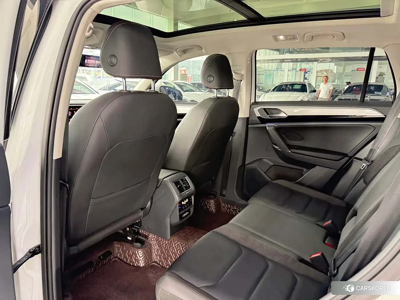 Volkswagen Tanyue 2021 Белый из Китая, фото 4