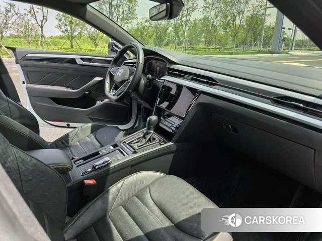 Volkswagen CC 2023 Белый из Китая, фото 6
