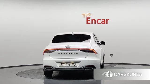 Hyundai The New Grandeur IG Hybrid id 3186582 из Кореи 14