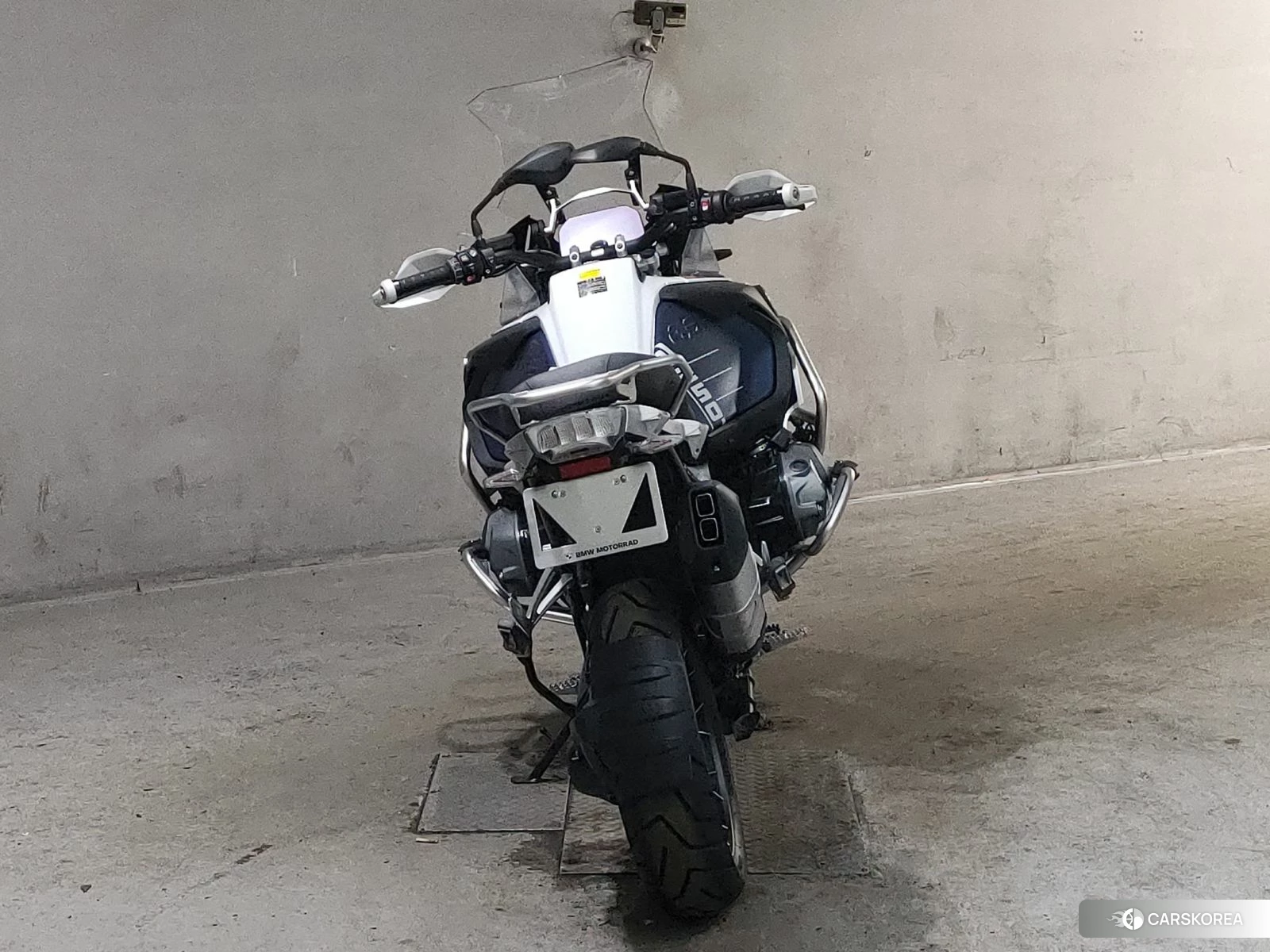 BMW R1250GS ADVENTURE 2023 из Японии, фото 2