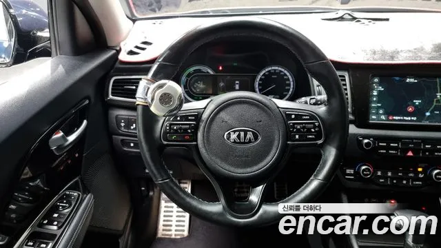 Kia Niro id 2665220 из Кореи 14