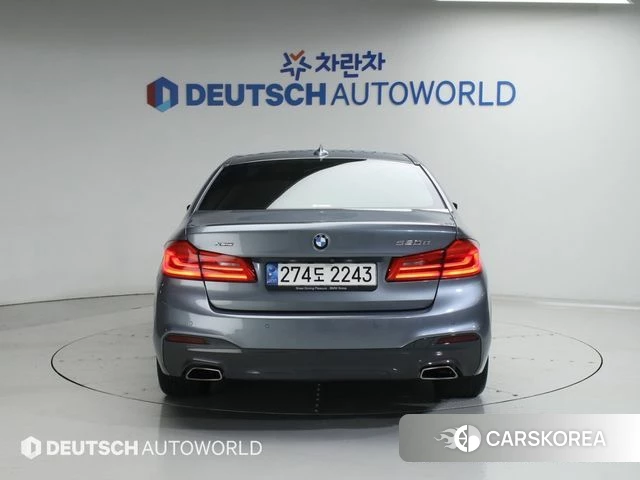 BMW 5 Series (G30) id 3886475 из Кореи 14