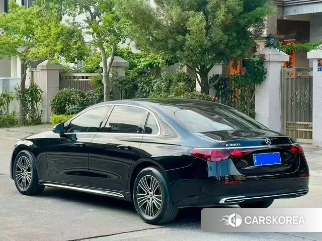 Mercedes-Benz E-class 2024 Черный из Китая, фото 4