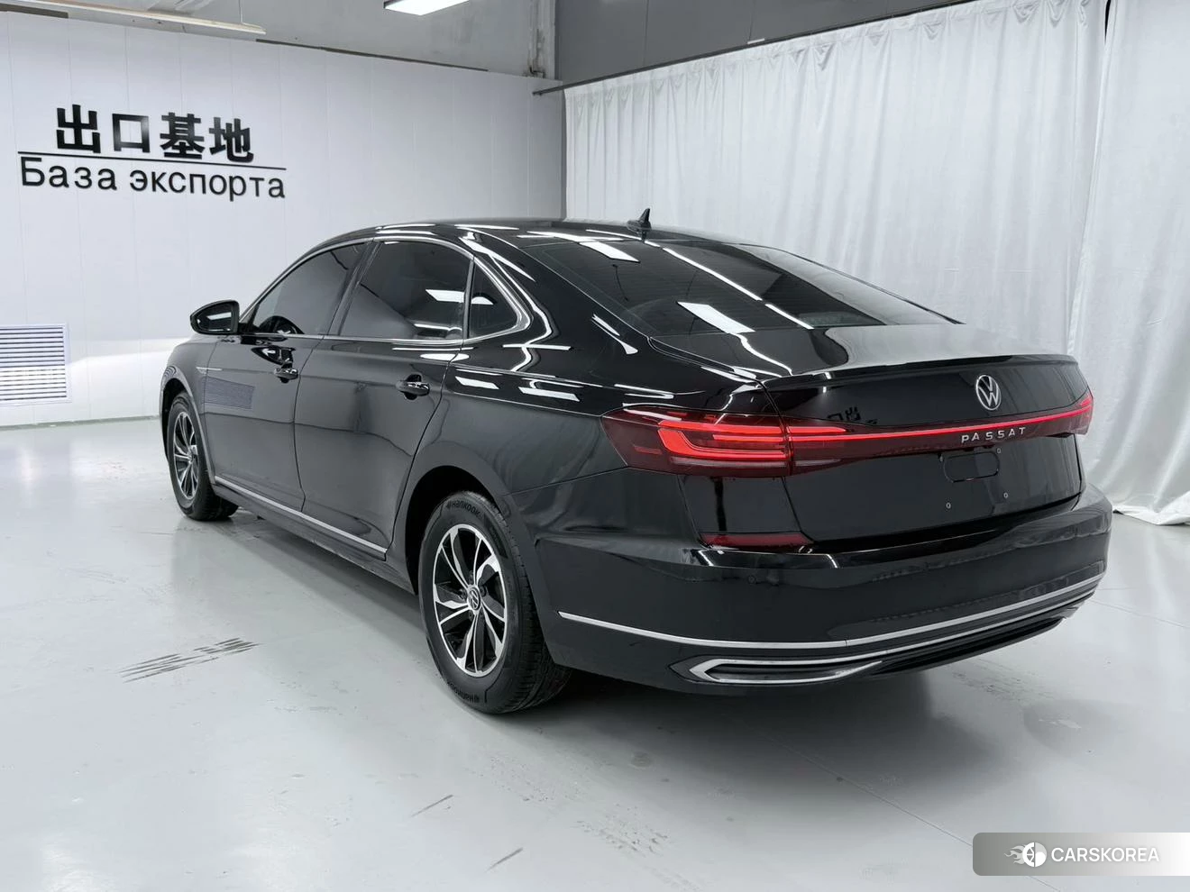 Volkswagen Passat 2022 Черный из Китая, фото 4
