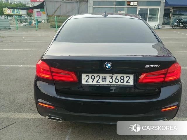 BMW 5 Series (G30) id 4351016 из Кореи 9
