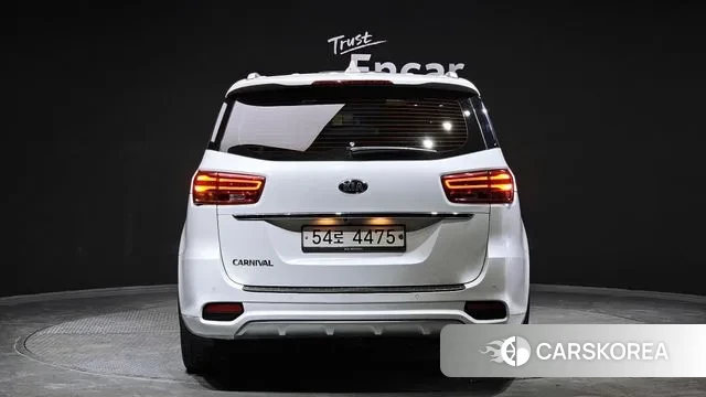 Kia The New Carnival id 2427233 из Кореи 14