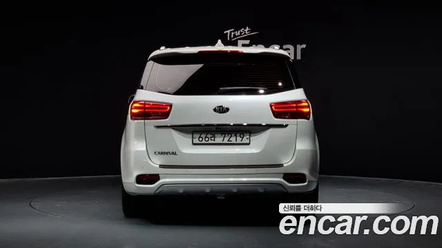 Kia The New Carnival id 2505186 из Кореи 14