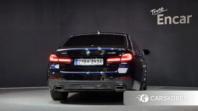 BMW 5 Series (G30) id 3044582 из Кореи 14