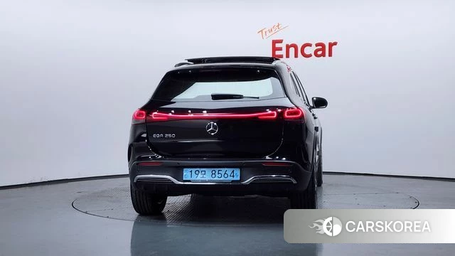 Mercedes-Benz EQA H243 id 4308644 из Кореи 32