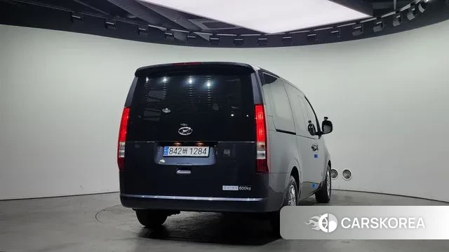 Hyundai Staria id 3776250 из Кореи 14