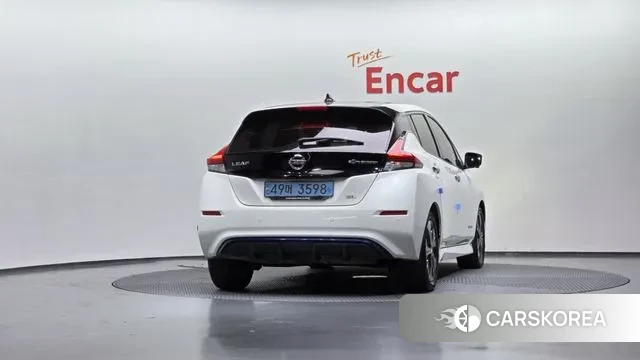 Nissan Leaf (ZE1) id 3407912 из Кореи 14