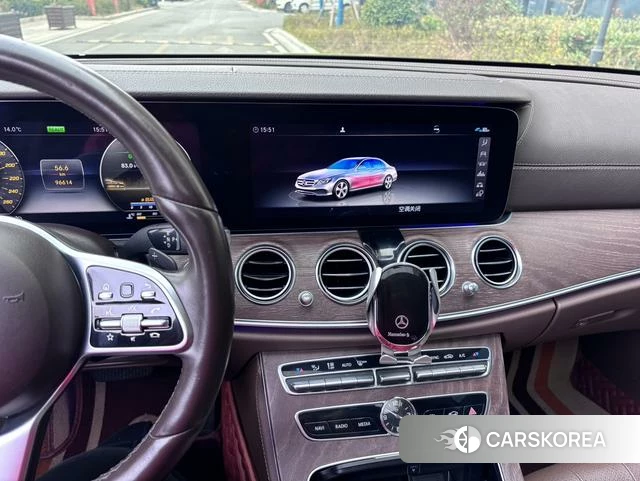 Mercedes-Benz E-class id 4241669 из Китая 8