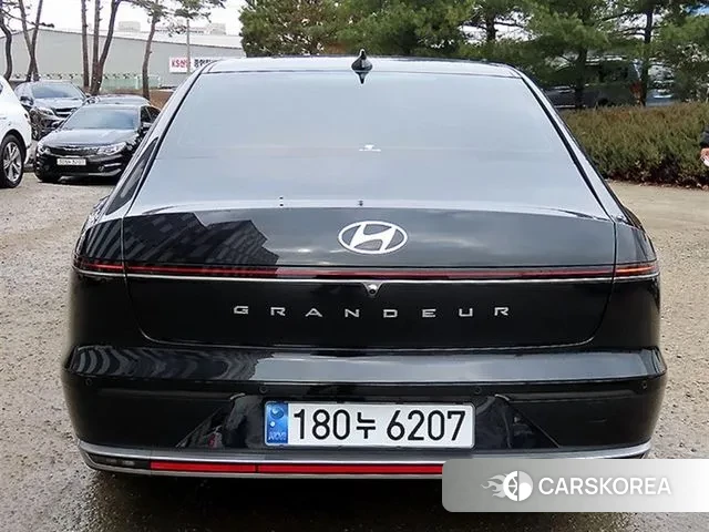 Hyundai Grandeur (GN7) id 3522398 из Кореи 14