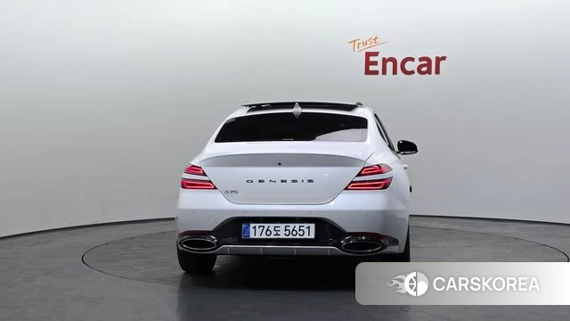Genesis The New G70 id 4293599 из Кореи 29