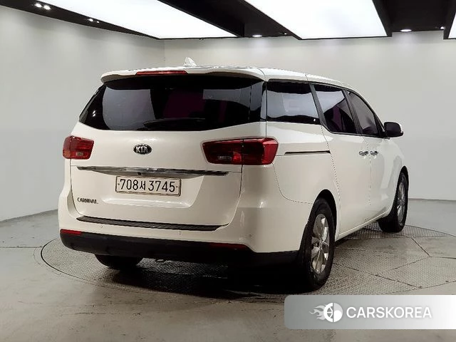 Kia The New Carnival id 4490336 из Кореи 14