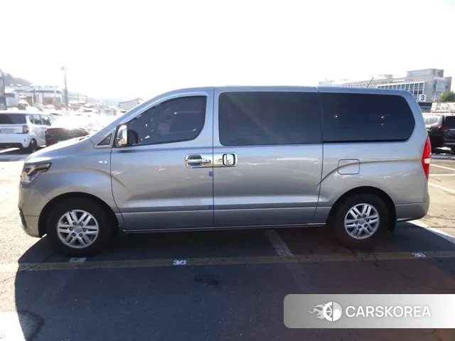 Hyundai The New Grand Starex id 3449510 из Кореи 10