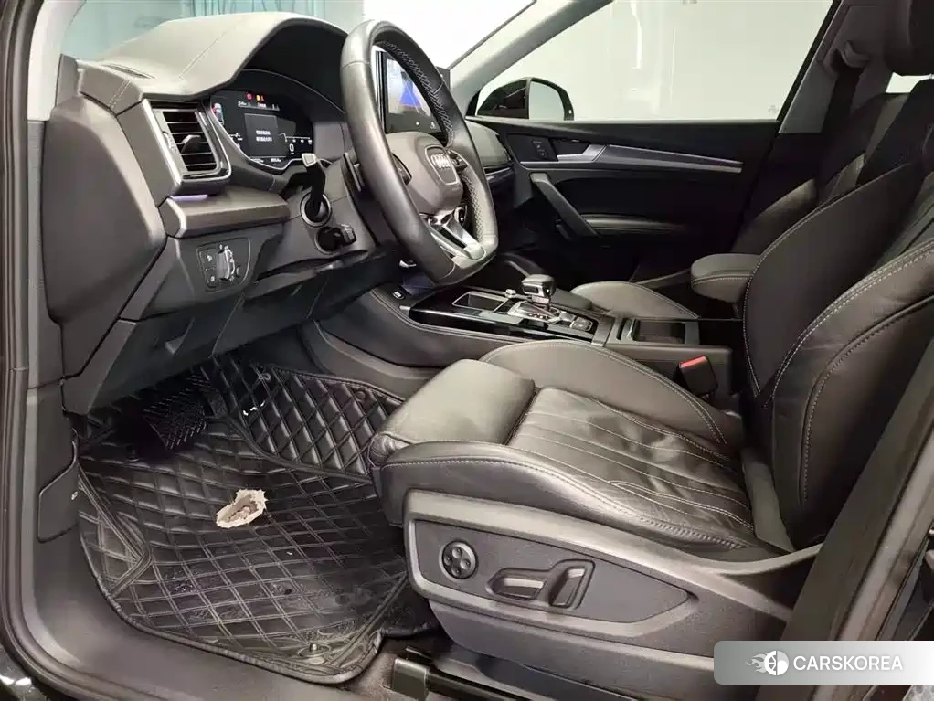 Audi Q5L id 4548237 из Китая 9