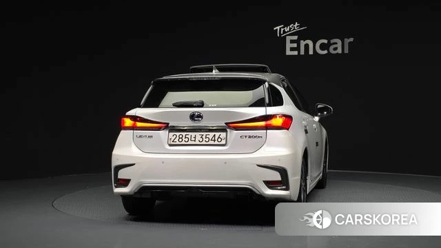 Lexus CT200h id 4435560 из Кореи 24