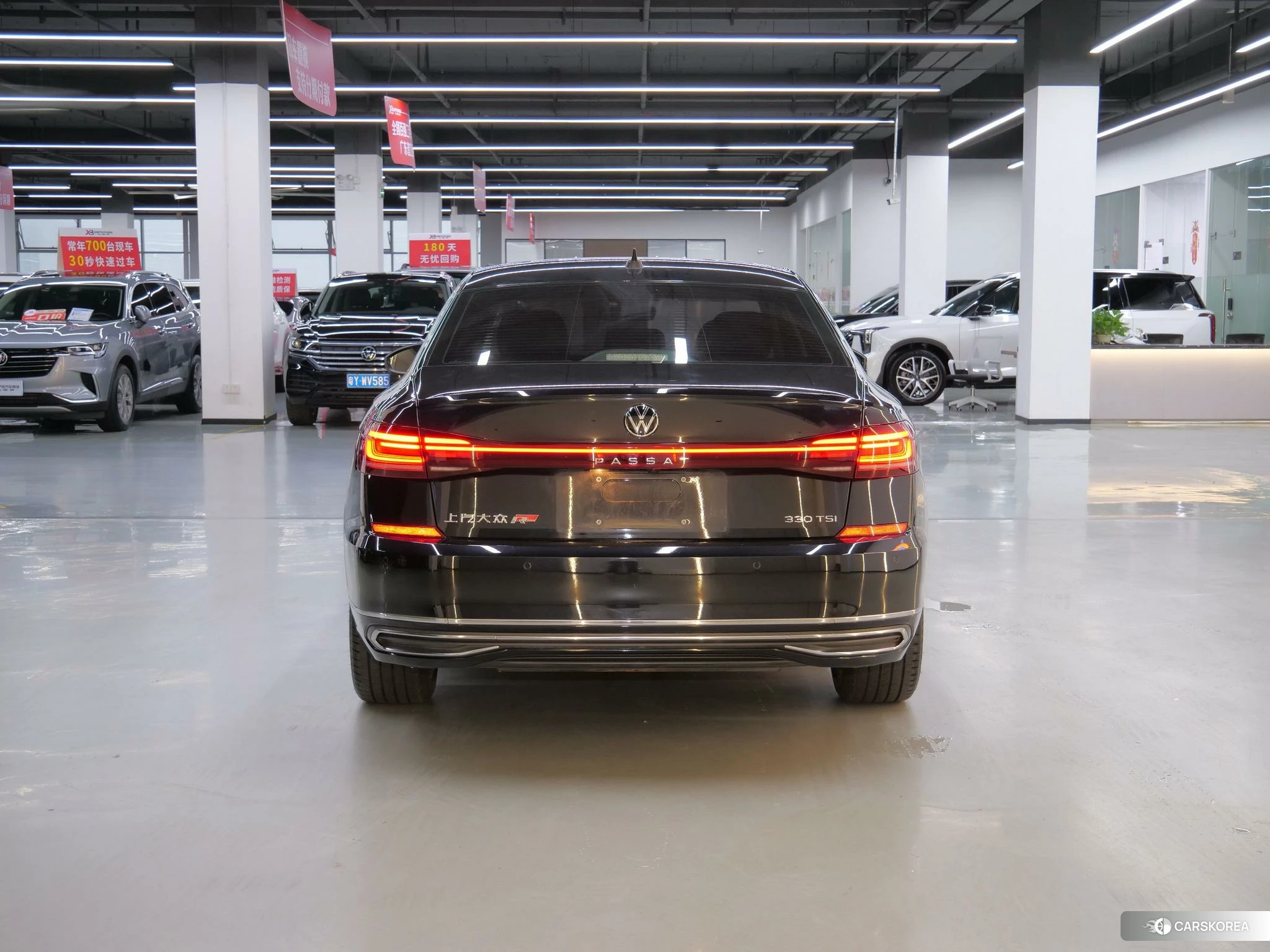 Volkswagen Passat id 4473943 из Китая 12