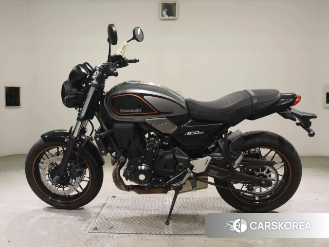 Проданный Kawasaki Z650RS 2022 из Японии, фото 2