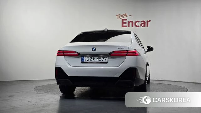 BMW 5 Series (G60) id 4354336 из Кореи 28