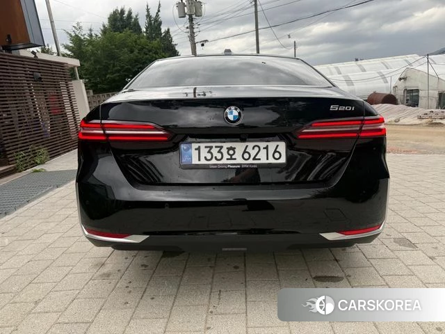 BMW 5 Series (G60) id 4607313 из Кореи 9