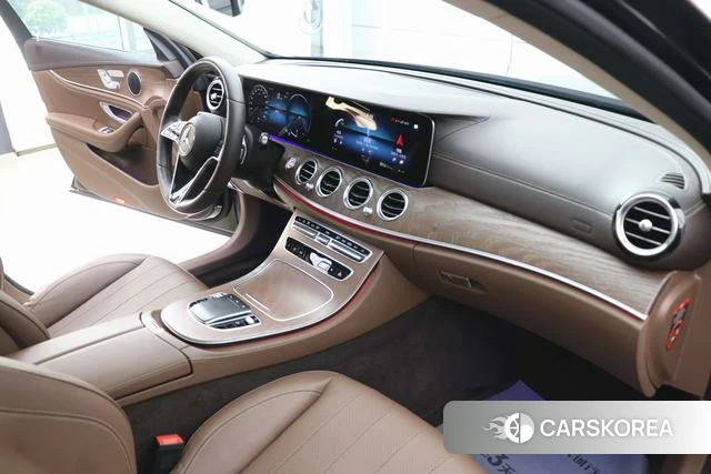 Mercedes-Benz E-class id 3919584 из Китая 26