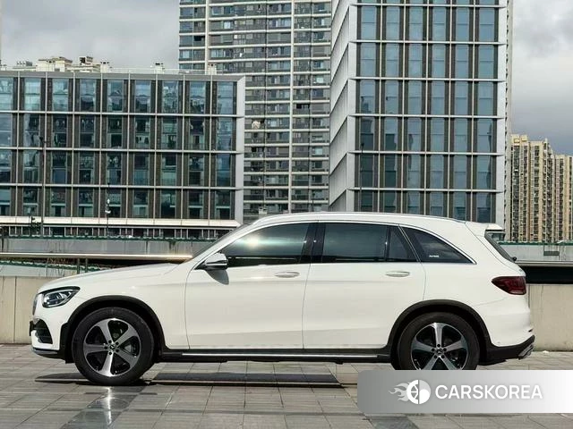 Mercedes-Benz GLC 2022 Белый из Китая, фото 6
