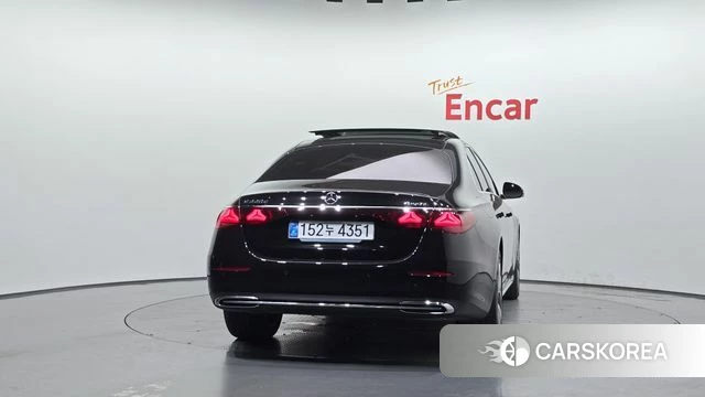 Mercedes-Benz E-Class W214 id 4474176 из Кореи 14