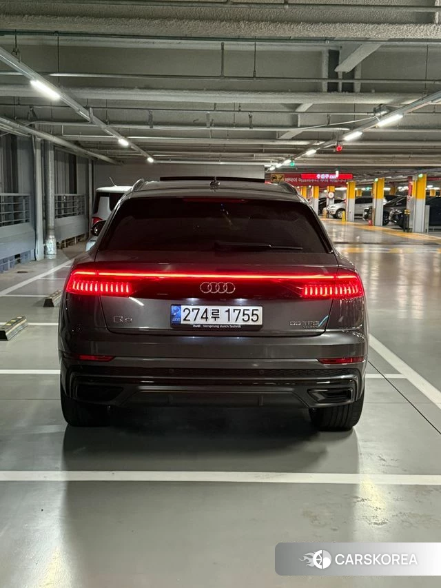 Audi Q8 (4M) 2021 Серый из Кореи, фото 6