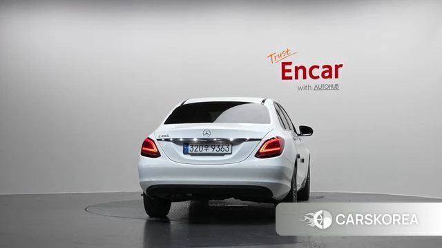 Mercedes-Benz C-Class W205 id 4490617 из Кореи 25